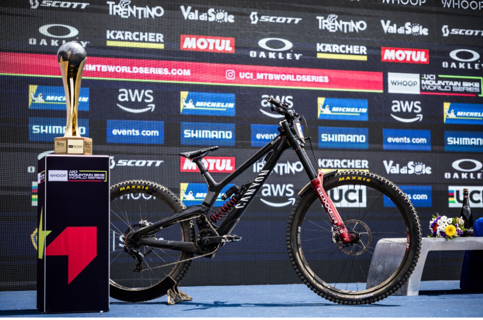 48954bda07e37232376abbd663f0779e_1765871458_4365.jpg 48954bda07e37232376abbd663f0779e_1765871