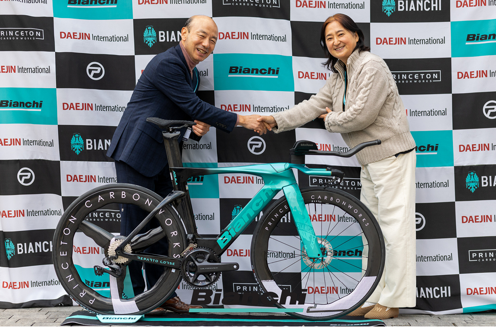 71aa9fe23fc770767c168eae25185041_1765345964_9668.jpg 71aa9fe23fc770767c168eae25185041_1765345