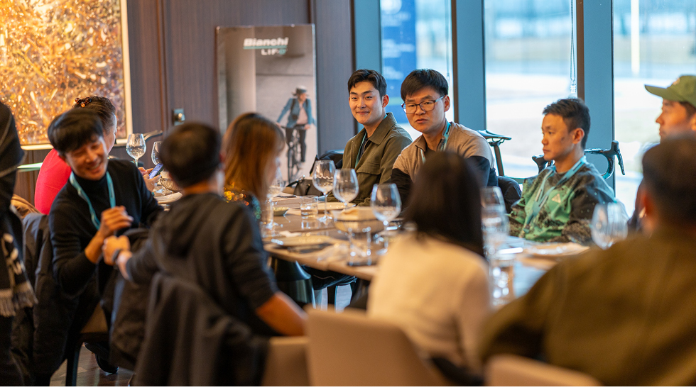 71aa9fe23fc770767c168eae25185041_1765345983_0506.jpg 71aa9fe23fc770767c168eae25185041_1765345