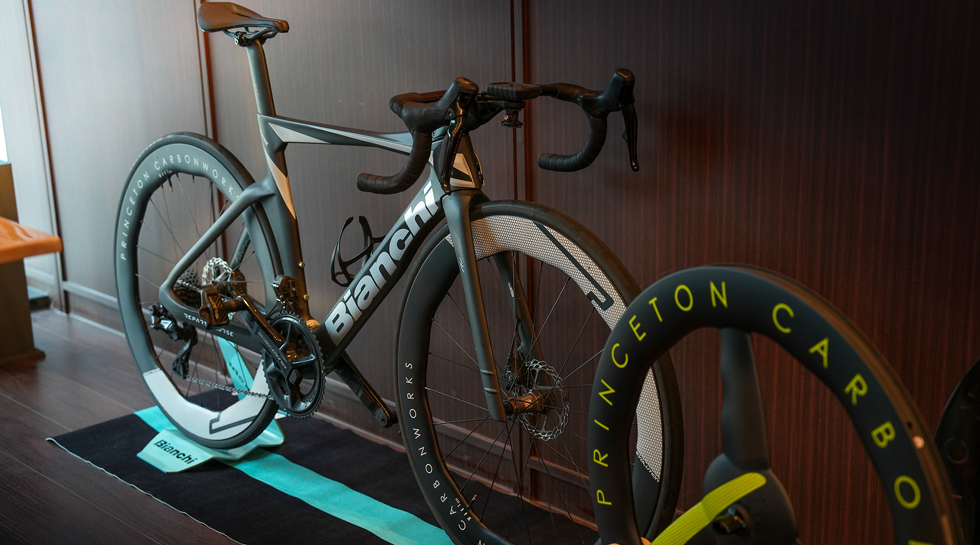 71aa9fe23fc770767c168eae25185041_1765346040_3489.jpg 71aa9fe23fc770767c168eae25185041_1765346